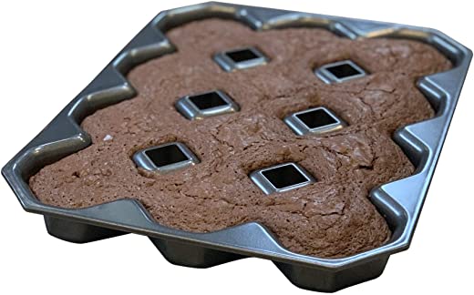 Bakelicious Crispy Corner Brownie Pan, 10.5 x 13.63 x 1.5 inches