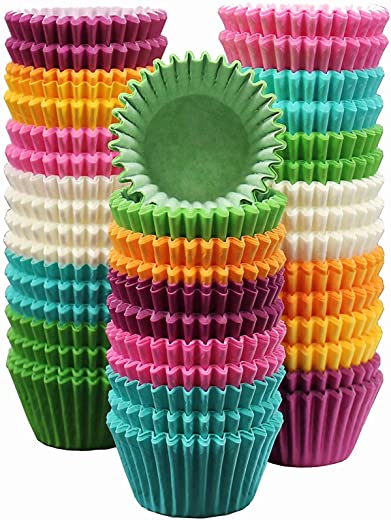 MontoPack 300-Pack Holiday Party Paper Baking Cups – No Smell, Safe Food Grade Inks and Paper Grease Proof Cupcake Liners Perfect Cups for Cake…