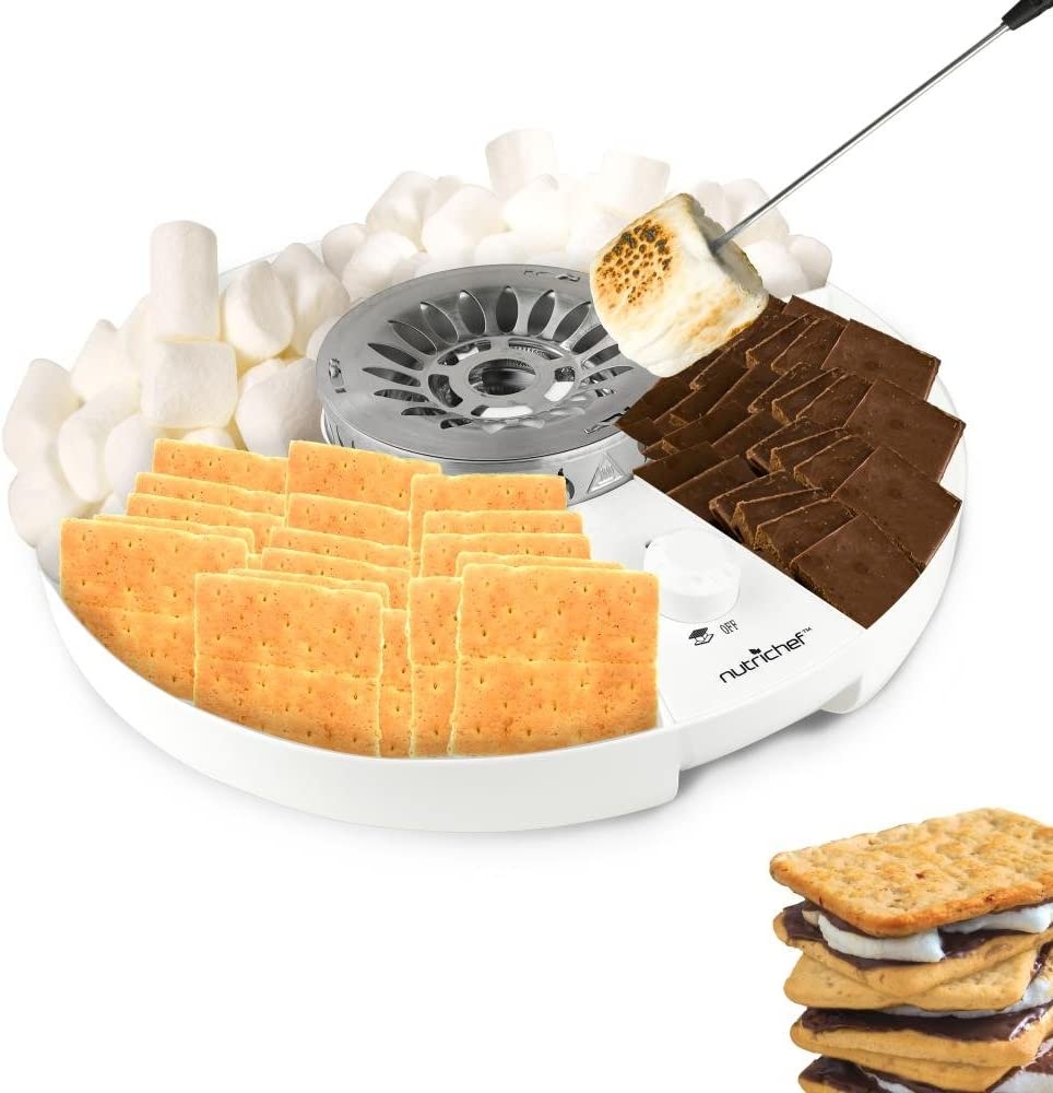 NutriChef S’mores Maker Station Set – Electric Marshmallow Candy Melter Machine Kit with Flameless Burner and Temperature