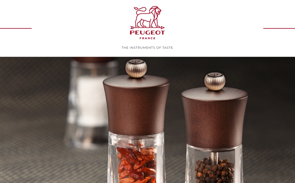 Peugeot Oleron Manual Chili Pepper Mill Transparent Adjustable Spice Grinder Acrylic and Beechwood