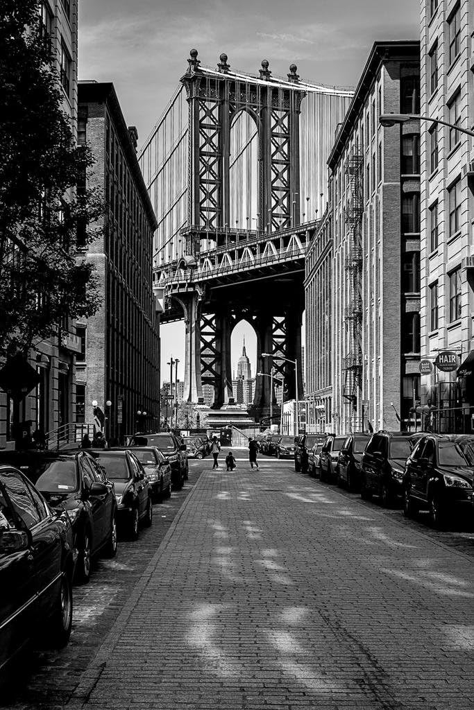 The Manhattan Bridge from Dumbo Brooklyn Black and White B&W Photo Art Print Cool Huge Large Giant Poster Art 36×54   Import