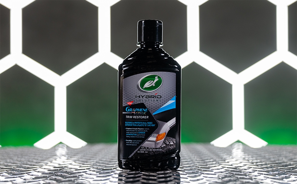 Turtle Wax Hybrid Solutions Trim Restorer Protects Shines and Restores with UV Protection